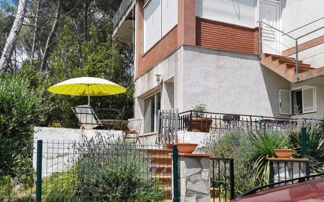 Elegant Apartment in the Heart of the Costa Brava With 2 Bedrooms - 10