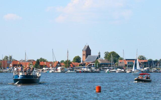 Rietreiger luxe vakantielodge in Friesland - 2 badkamers