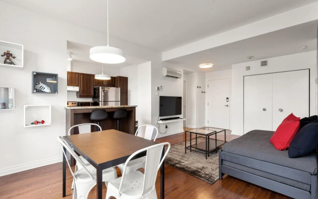 M11 The Lego Suite 2BR Sofabed in Prime Location