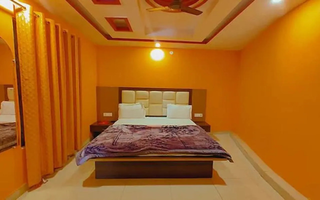 Fabhotel New Raghukul Loung