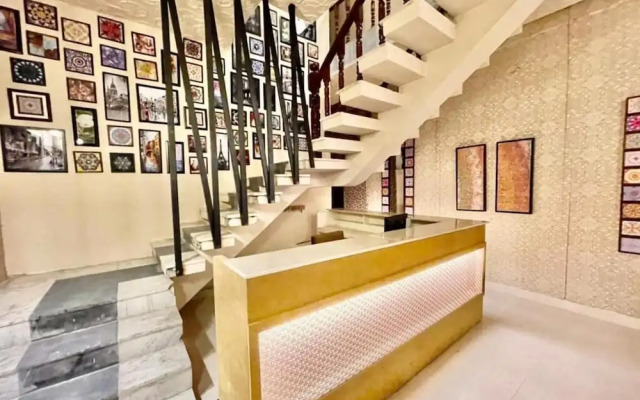 Shelton Hotel Mardan
