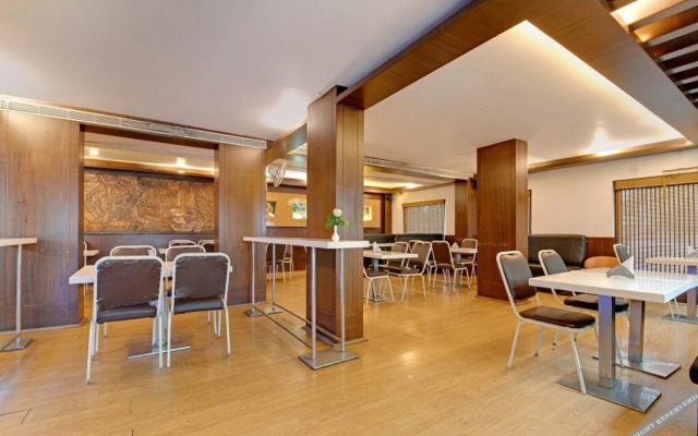 Devi Towers By OYO Rooms