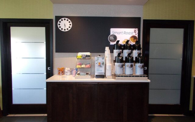 Route 66 lnn & Suites