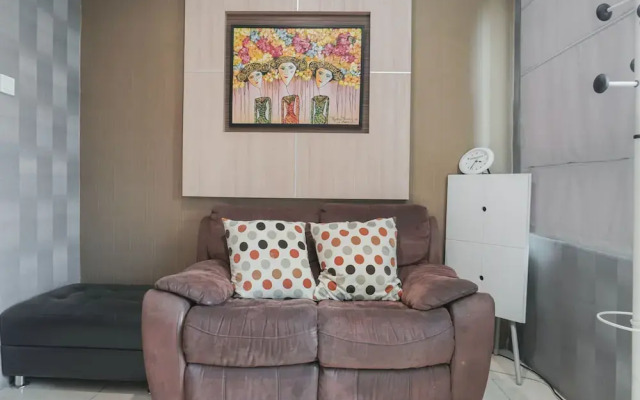 Comfort and Cozy Studio at MT Haryono Square Apartment