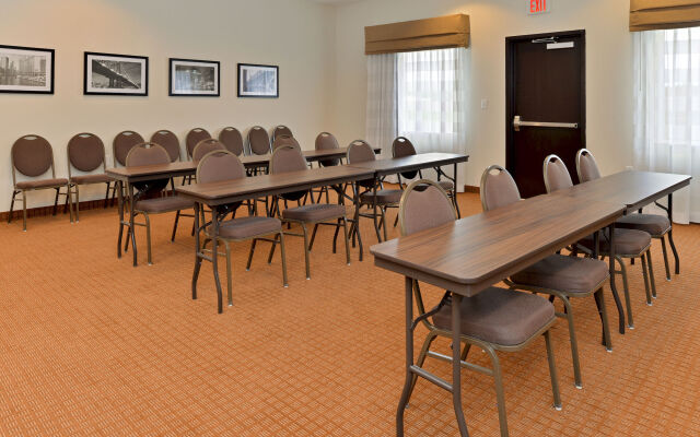 MainStay Suites Meridian - Bonita Lakes