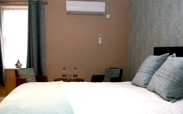 The Kingston Theatre Hotel