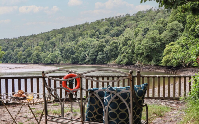 The Sharpham Boat House