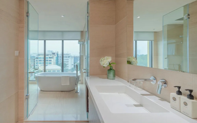 The Five Suites Lilas