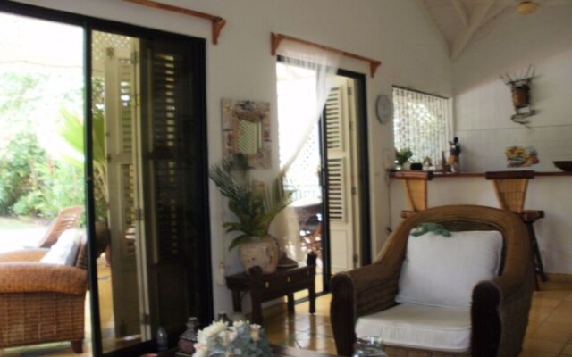 Charming Caribbean Style Villa Near Superb Beach