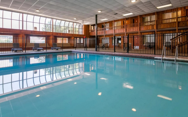 Sturgis Lodge and Suites