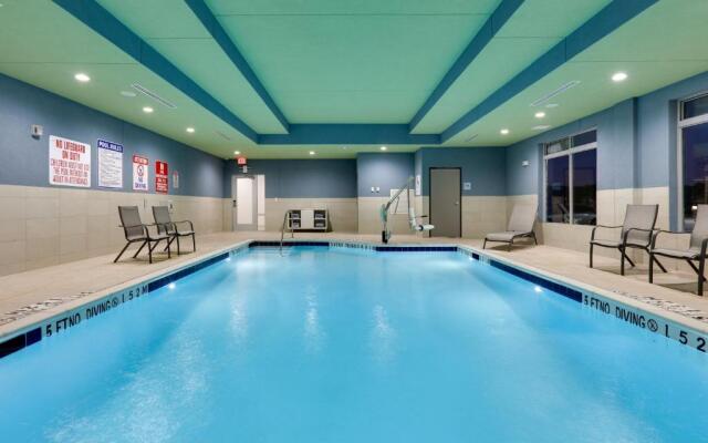 Holiday Inn Express & Suites Plano - The Colony by IHG