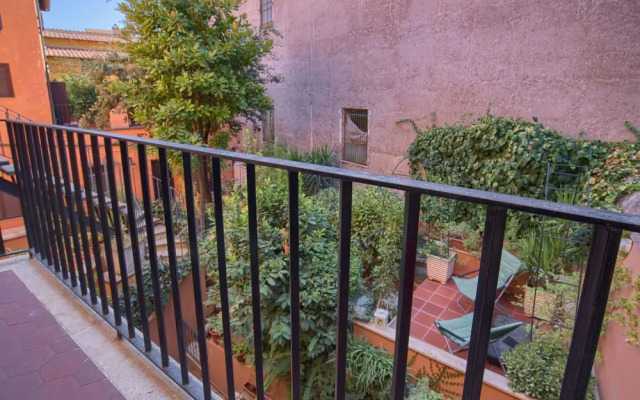 Rome Unique Colosseum Apartments