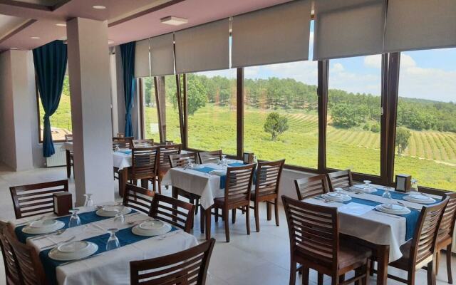 La Vie En Rose Otel by Söğütdağı