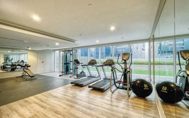 Manzil-1BR w Canal View near Dubai Mall