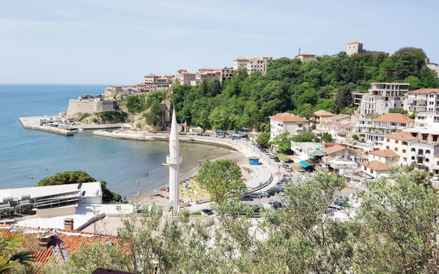 Momo sea view apartments