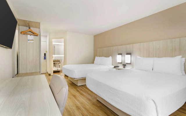 Best Western Plus Sugar Land Houston
