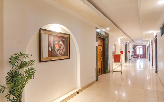Fabhotel Prime Mohan