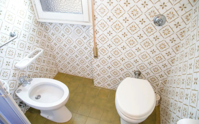 Central Apartment at 250m From the sea