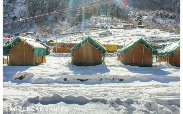 Kheerganga Hike Camps