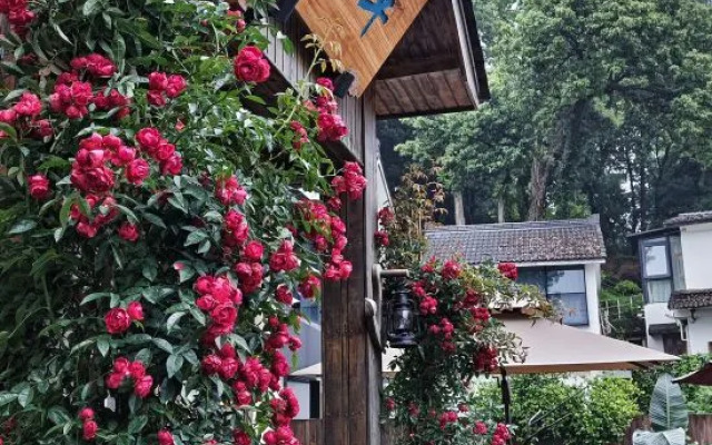 Bodhi Lingyin No.1 Courtyard (Lingyin Temple Store in West Lake Scenic Area)