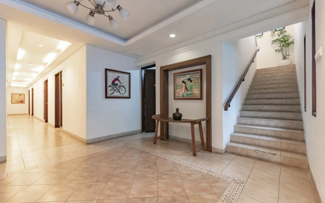 Urbanview near Pasir Angin Hotel – Hotel Rooms – Megamendung