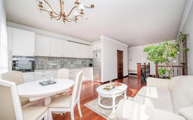 Old Town Gate Residence