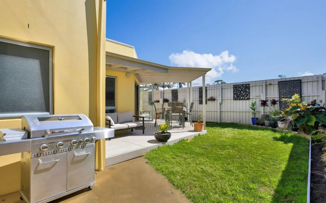 Thalassa I Pet Friendly I 2 Mins Walk to Beach