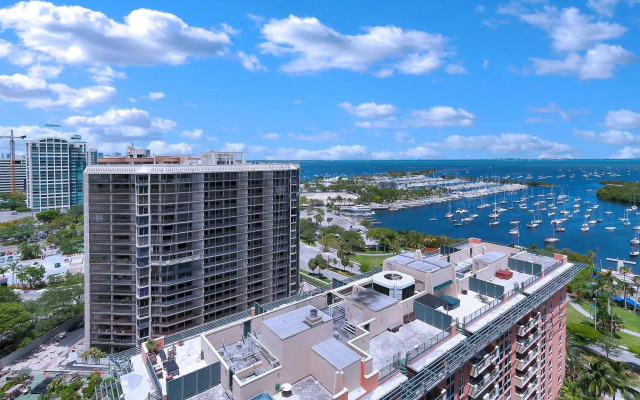 Private Residences at Hotel Arya by SoFLA Vacations