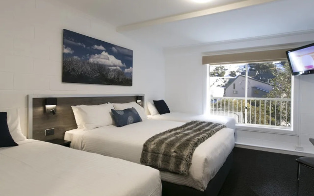 Falls Creek Hotel