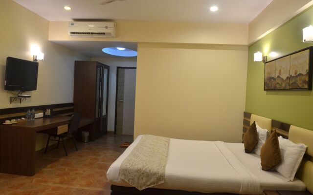 Zaras Resort