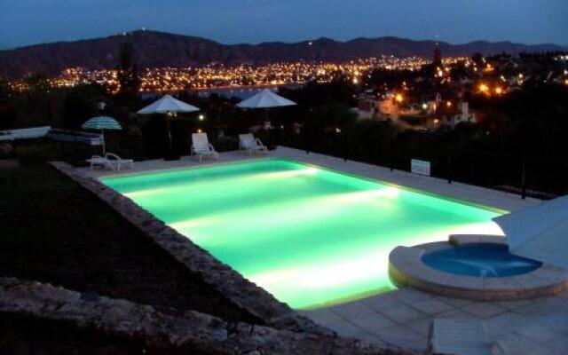 Cabanas Lago San Roque