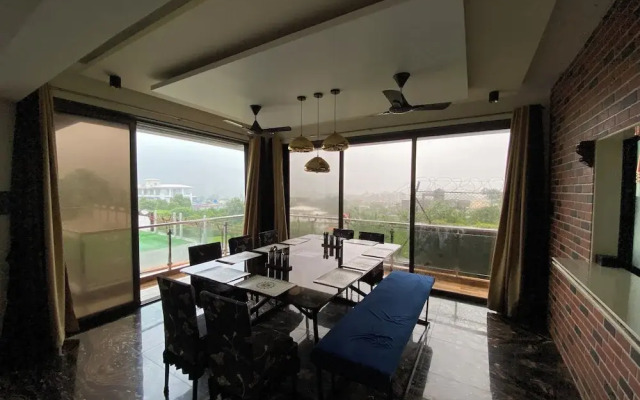 Sky High By Joy Suites