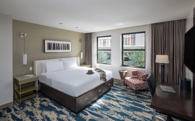 Hotel Felix River North/Magnificent Mile