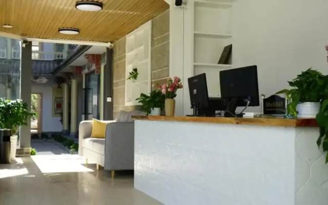 Simmering Life Courtyard（Dali Old Town South Gate Branch）