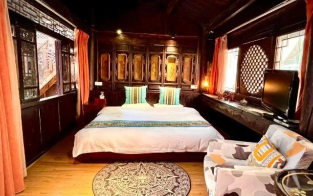 Lijiang Zhaofu Inn