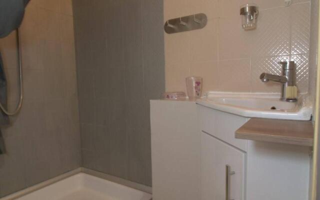 Appartement Balaruc-les-Bains, 2 pièces, 4 personnes - FR-1-553-62