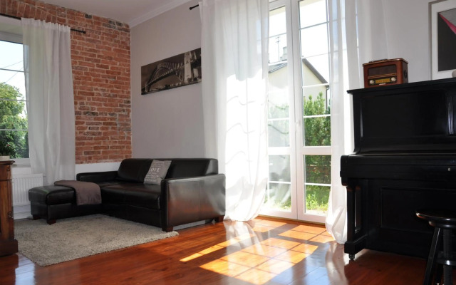 BE WELL 3-Rooms Apartment with Garden