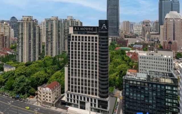 Shanghai Xujiahui A.T.HOUSE Jia Di Hotel