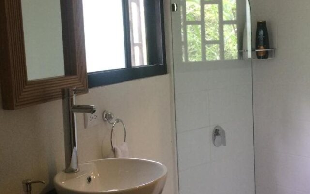 Airport Costa Rica B&B
