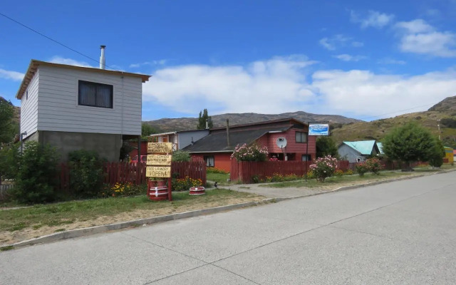 Hostal y Cabañas Perla del Lago