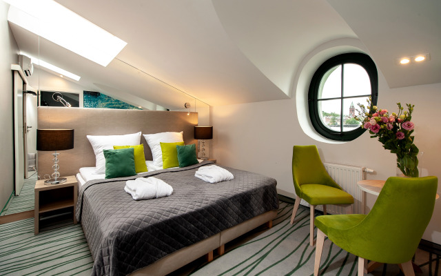 Plaza Boutique Hotel