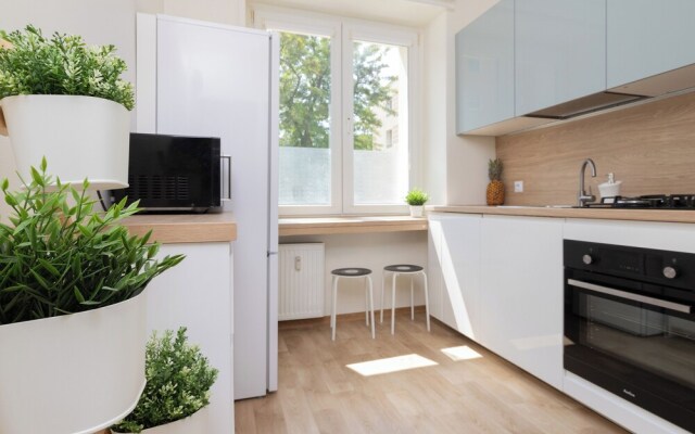 Apartment Komandorska by Renters