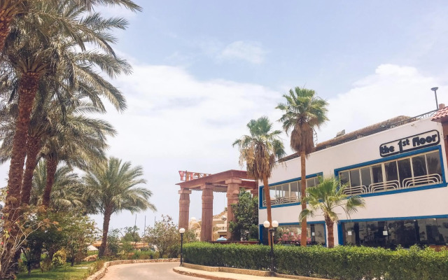 Naama Blue hotel