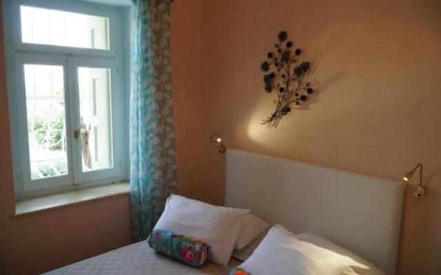 Apartment Gialos