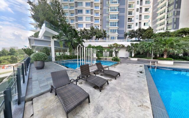 KL Desa Green Apartment by BeeStay