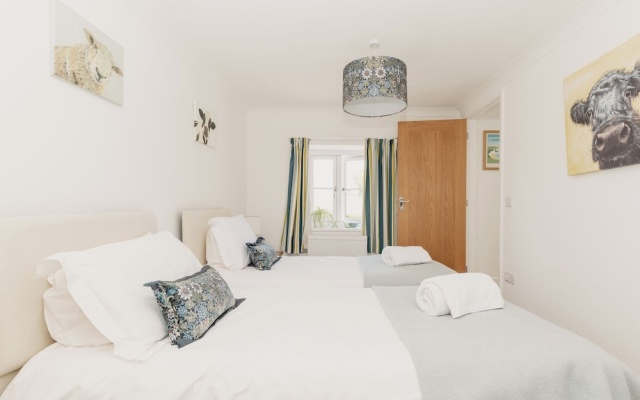 Tokenhill Cottage
