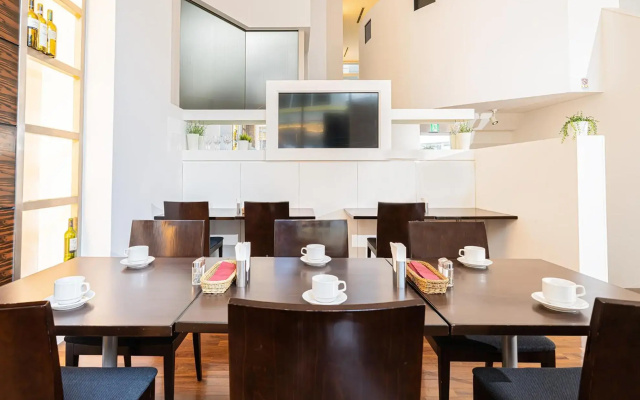 kanda station hotel