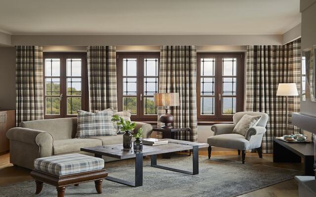 MounTrace Suites & Spa