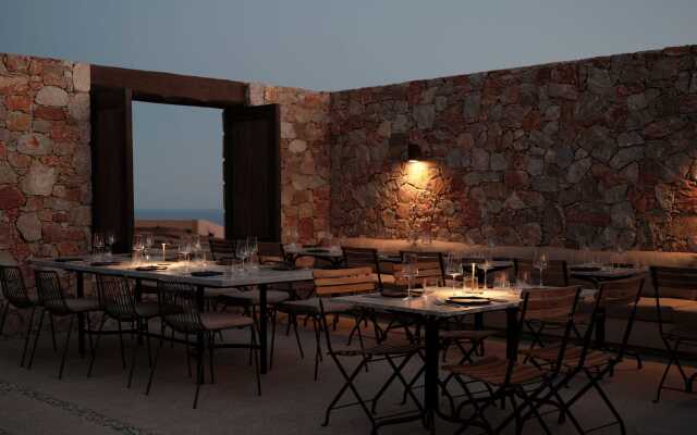 Gundari Hotel