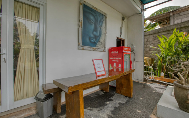 RedDoorz near Exit Toll Nusa Dua
